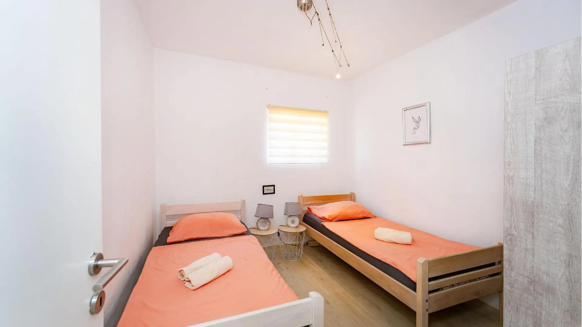 Casa vacanze Lovely Home In Gornji Karin With Wifi
