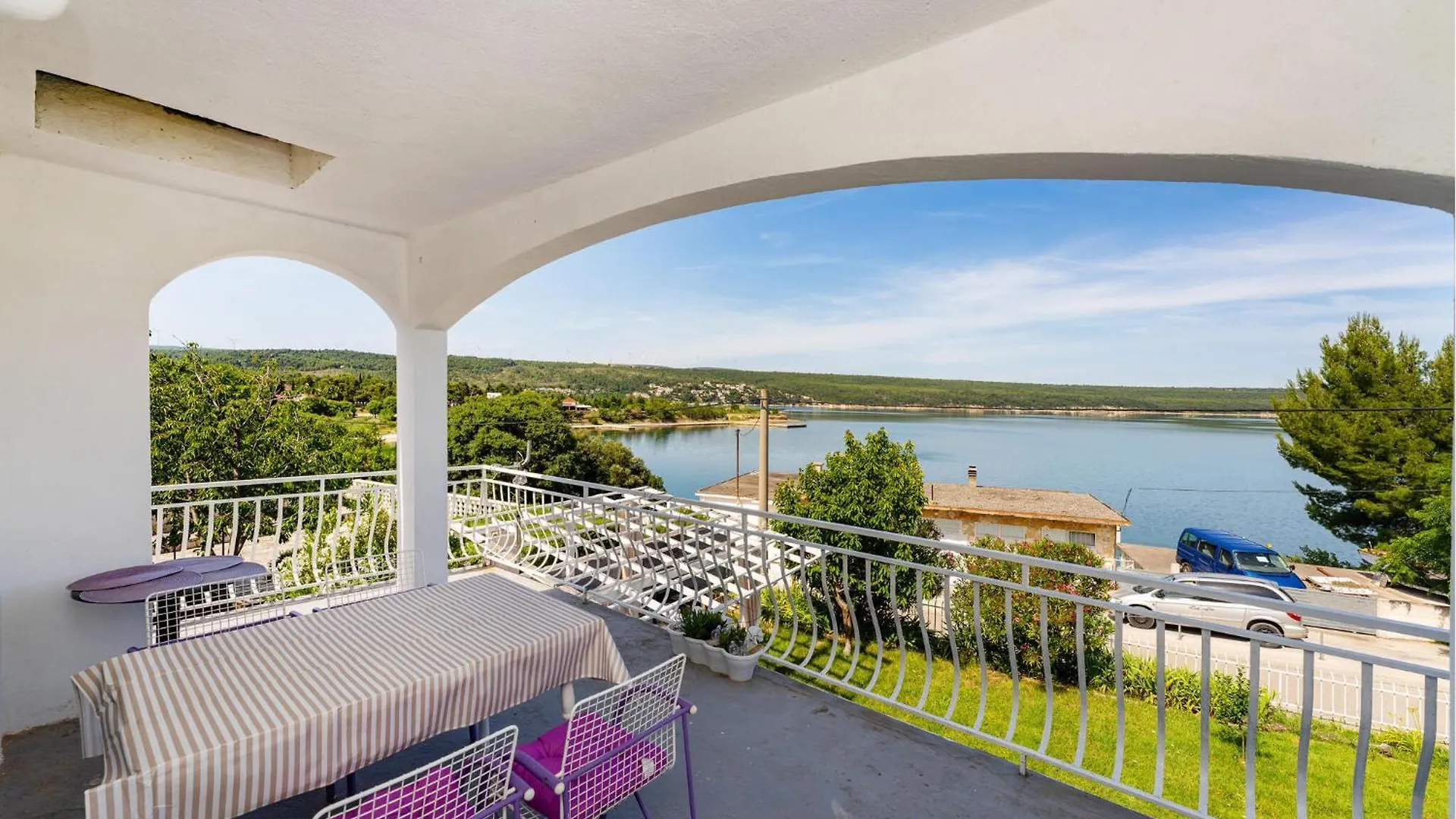 Lovely Home In Gornji Karin With Wifi Holiday home