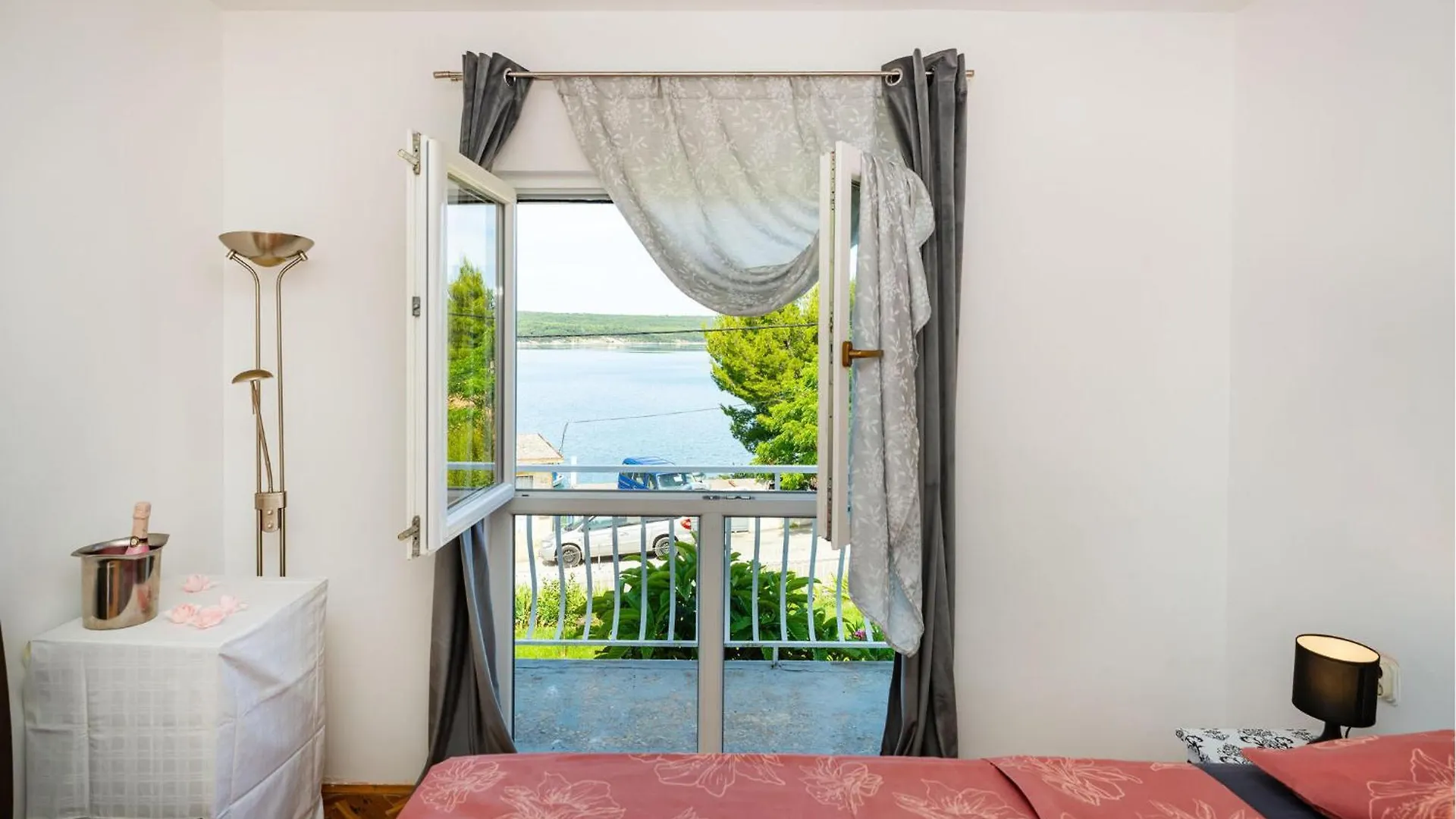 Casa vacanze Lovely Home In Gornji Karin With Wifi Croazia